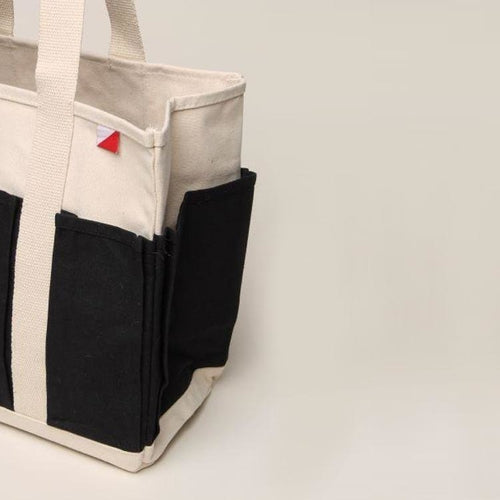 Pocket Tote 8-Pocket Carrying Tote